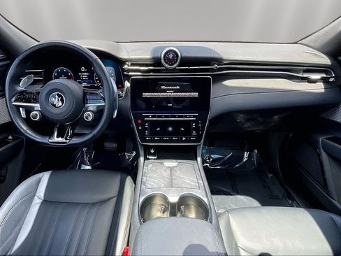 Used 2023 Maserati Grecale Modena AWD/4WD image 7