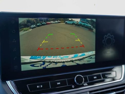 Used 2023 Nissan Altima 2.5 SR w/ SR Premium Package image 26