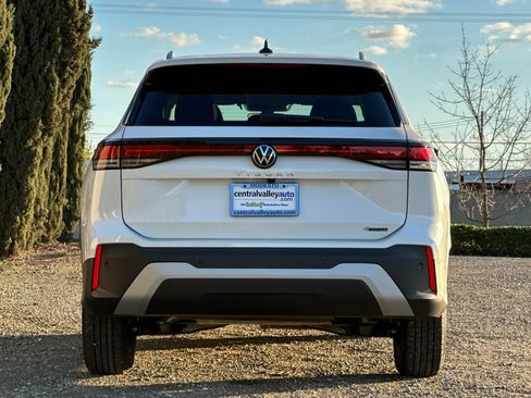 New 2026 Volkswagen Tiguan S image 5