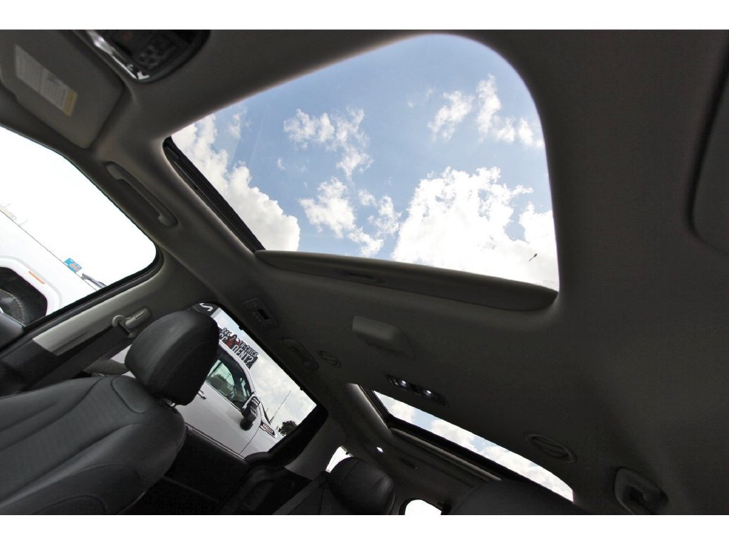 Used 2026 Kia Carnival SX Prestige FWD image 33