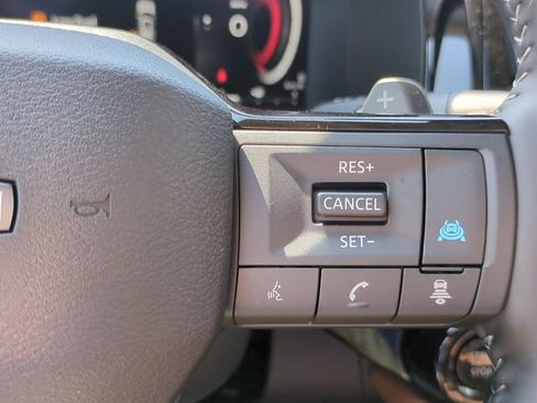 New 2026 Nissan Pathfinder Platinum FWD image 24