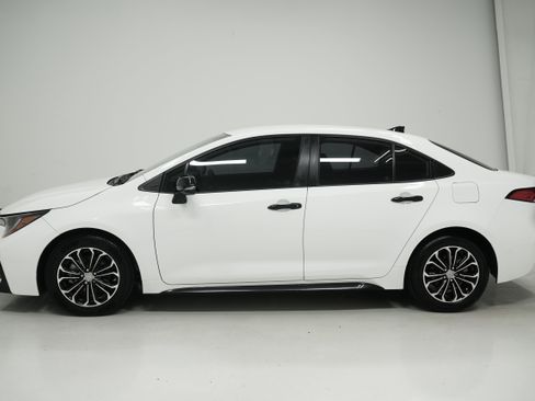 Used 2022 Toyota Corolla SE image 7