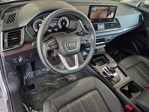 Used 2023 Audi Q5 Premium Plus w/ Premium Plus Package AWD/4WD image 11