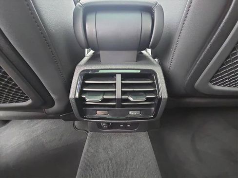 Used 2025 Audi Q3 2.0T Premium AWD/4WD image 17