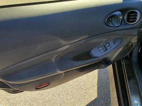 Certified 2024 Nissan Z Performance w/ Floor Mat Package image 13