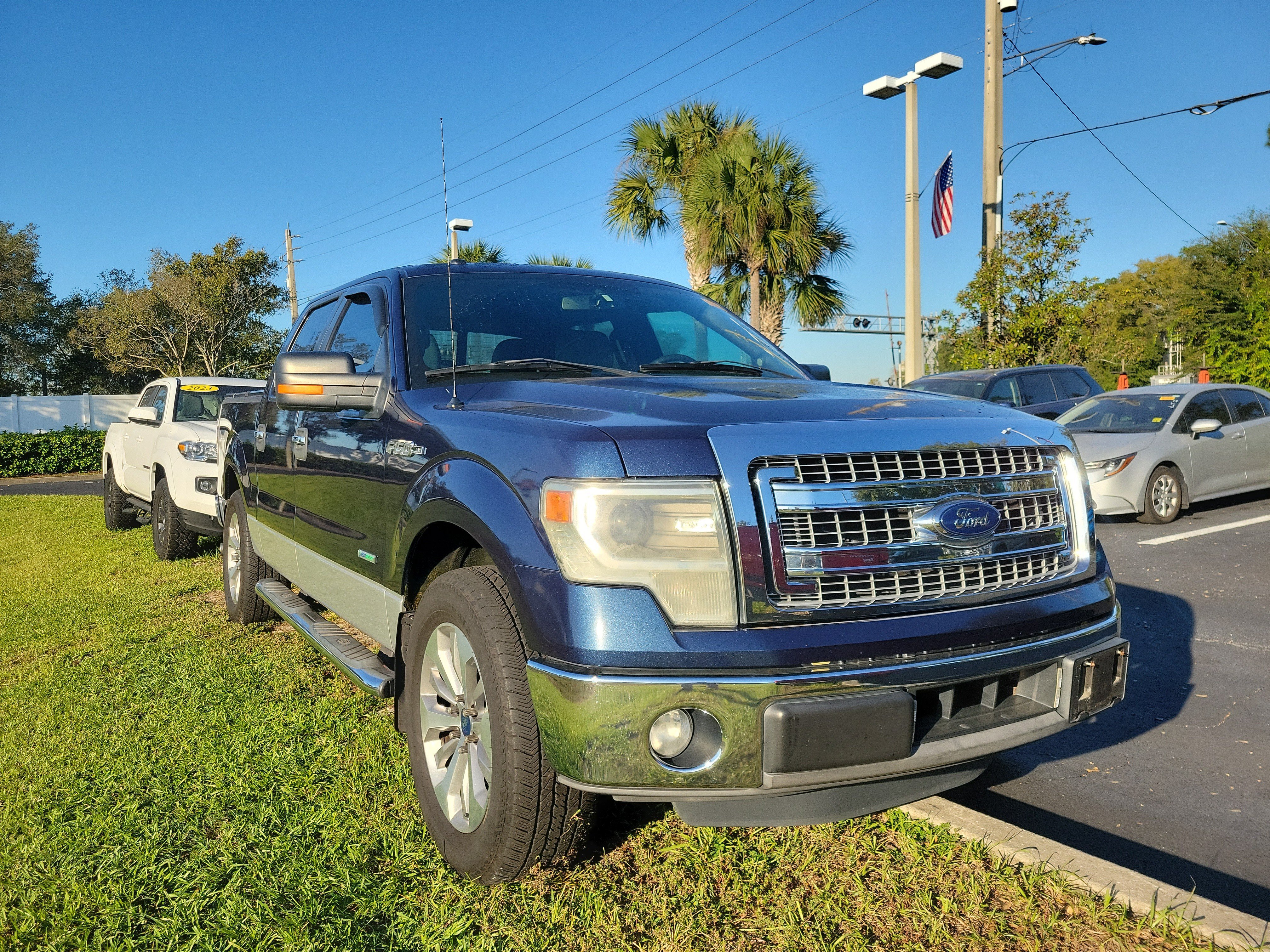 Used 2014 Ford F150 XLT w/ Equipment Group 302A Luxury RWD image 5