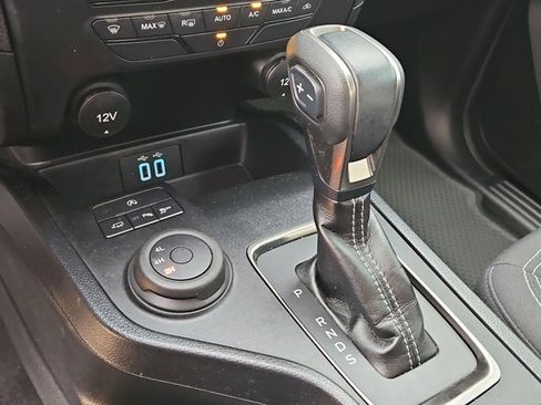 Certified 2022 Ford Ranger XLT w/ Equipment Group 301A Mid image 12