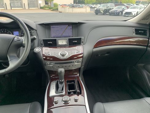 Used 2013 INFINITI M37 w/ Premium Pkg RWD image 31