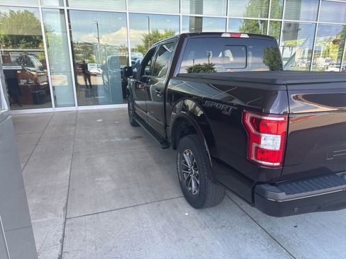 Used 2018 Ford F150 XLT w/ Equipment Group 302A Luxury AWD/4WD image 5