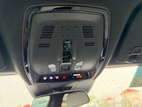 Used 2024 Cadillac Lyriq Sport image 31