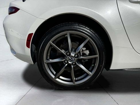 Used 2021 MAZDA MX-5 Miata RF Grand Touring image 40