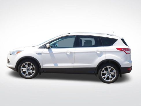 Used 2016 Ford Escape Titanium FWD image 7