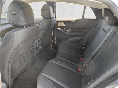 Used 2025 Mercedes-Benz GLE 450 4MATIC Coupe image 18
