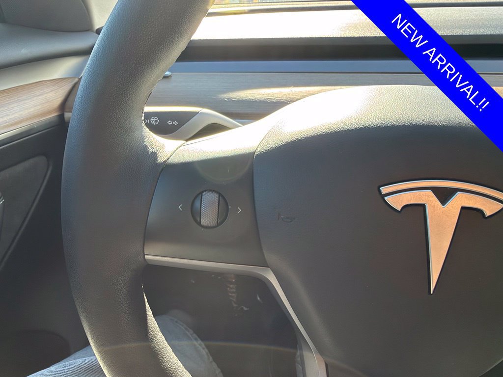 Used 2023 Tesla Model 3 Standard Range RWD image 16