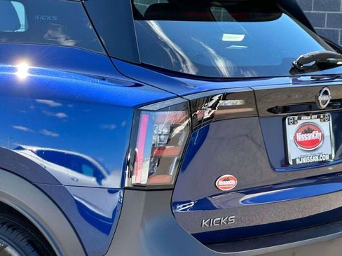 Certified 2025 Nissan Kicks S image 9