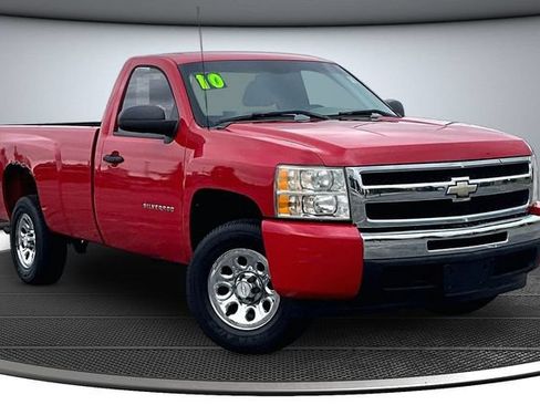 Used 2010 Chevrolet Silverado 1500 W/T w/ LS Package RWD image 3