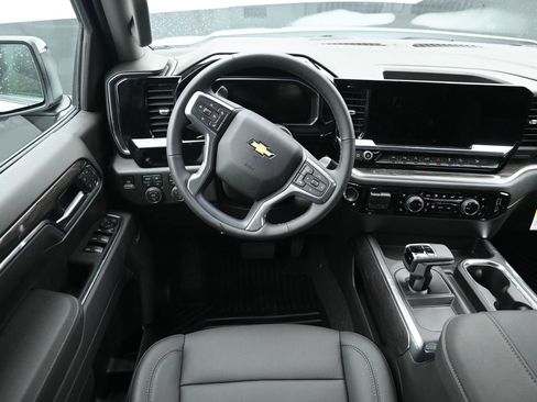 New 2026 Chevrolet Silverado 1500 LTZ w/ Z71 Off-Road Package AWD/4WD image 10