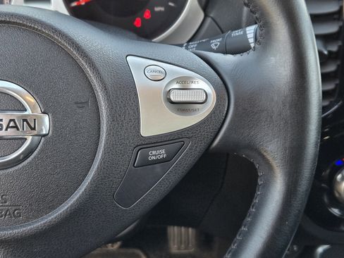 Used 2014 Nissan Juke SL image 35