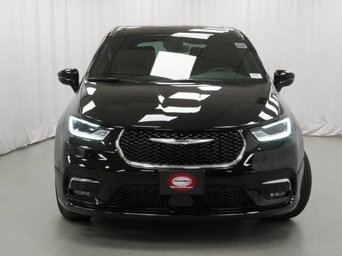 New 2026 Chrysler Pacifica Select image 7