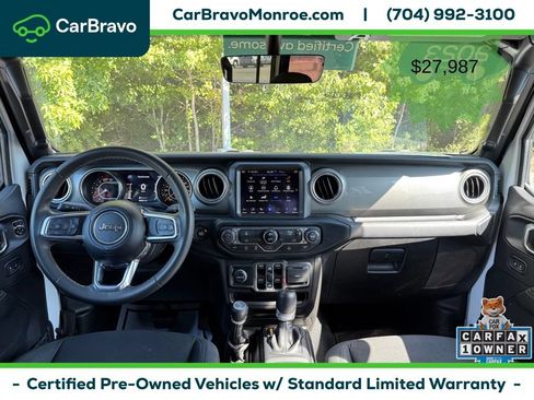 Used 2023 Jeep Wrangler Unlimited Sahara AWD/4WD image 29