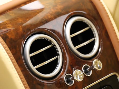 Used 2014 Bentley Flying Spur W12 AWD/4WD image 64