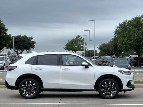 New 2027 Honda HR-V EX-L image 3