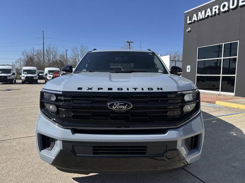 New 2026 Ford Expedition Platinum w/ Stealth Appearance Package image 3