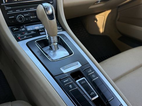 Used 2015 Porsche Boxster image 28