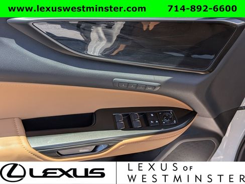 Certified 2025 Lexus NX 350h AWD w/ Accessory Package (2T) image 17