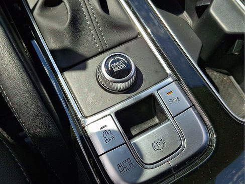 Used 2025 Kia Telluride EX FWD image 24