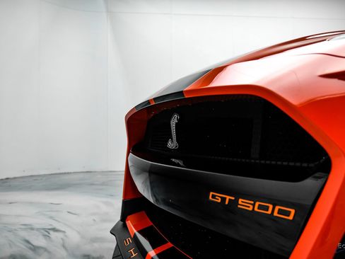 Used 2022 Ford Mustang Shelby GT500 w/ Technology Package RWD image 30