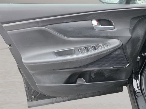 Used 2023 Hyundai Santa Fe SE image 17