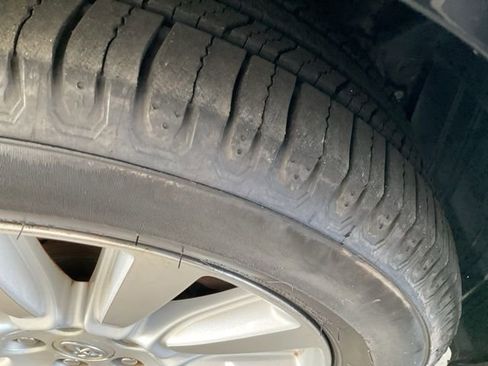 Used 2017 Toyota Sienna XLE image 31