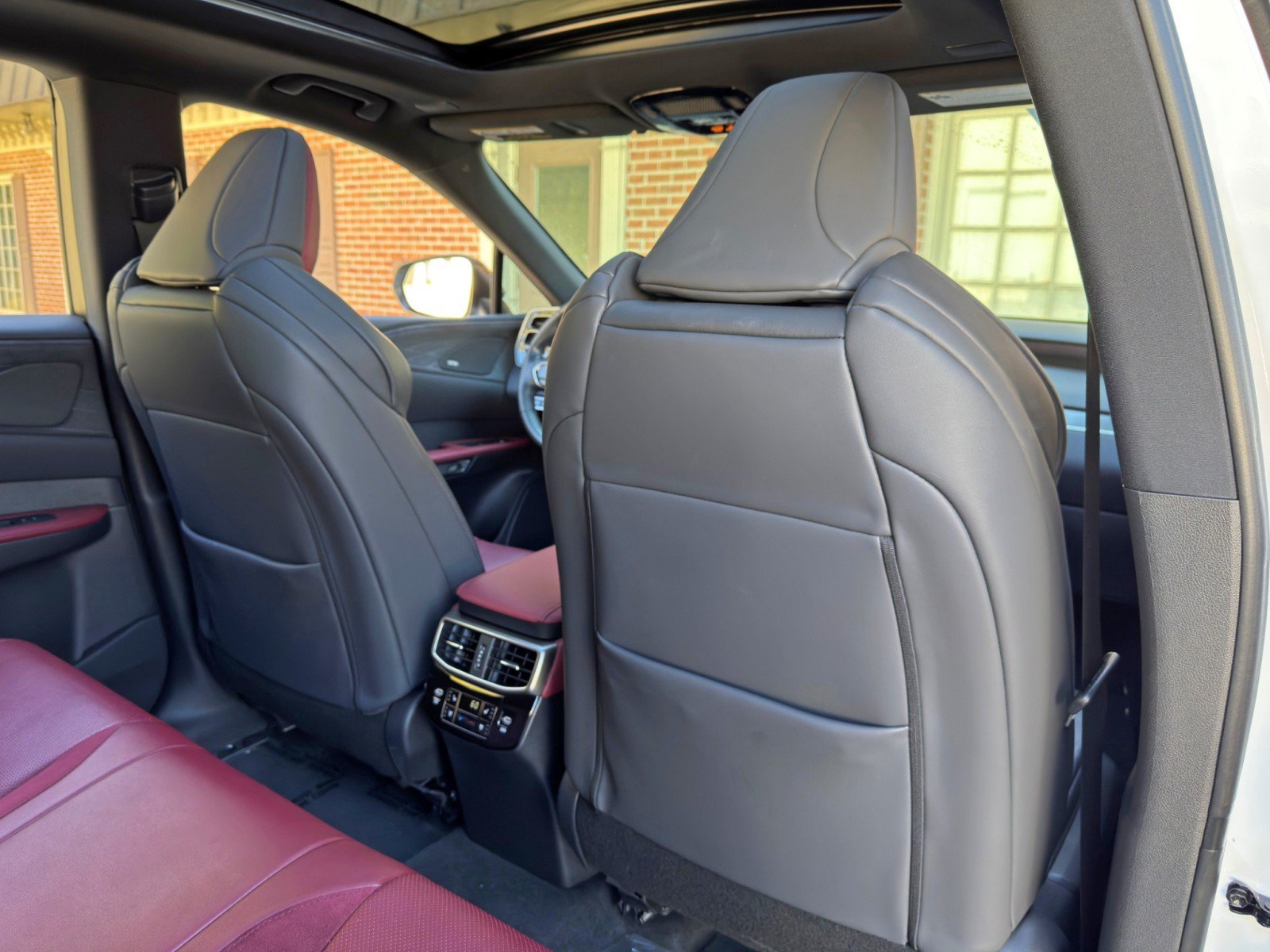 Used 2023 Lexus RX 500h F Sport w/ Cold Area Package AWD/4WD image 38