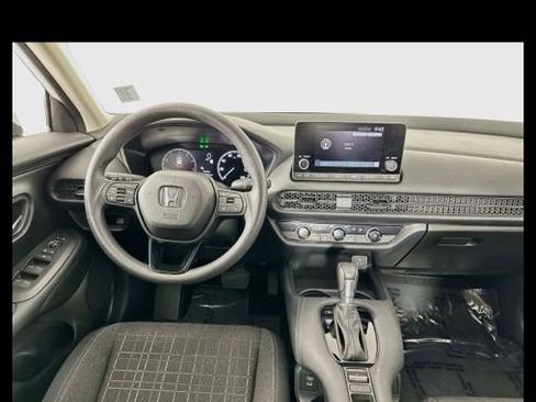 Used 2025 Honda HR-V Sport image 23