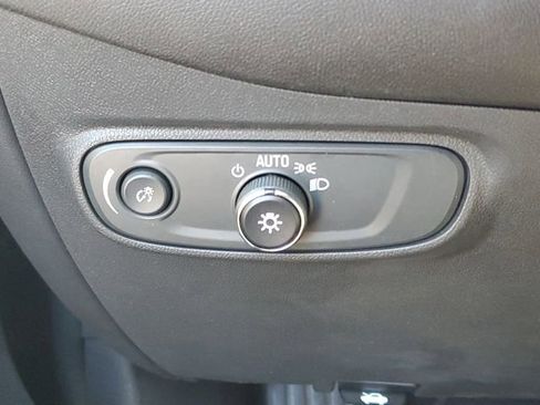 Certified 2023 Chevrolet Equinox LT image 23