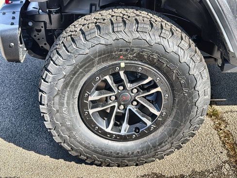 New 2026 Jeep Wrangler Unlimited Rubicon image 12