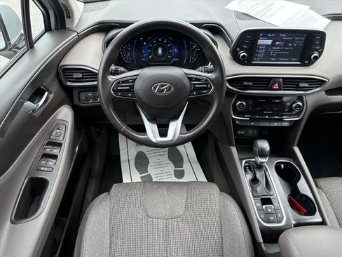 Used 2019 Hyundai Santa Fe SEL image 19