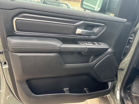 New 2026 RAM 1500 4x4 Crew Cab image 17