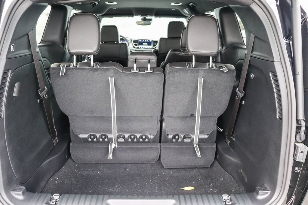 New 2027 Chrysler Pacifica Select FWD image 29
