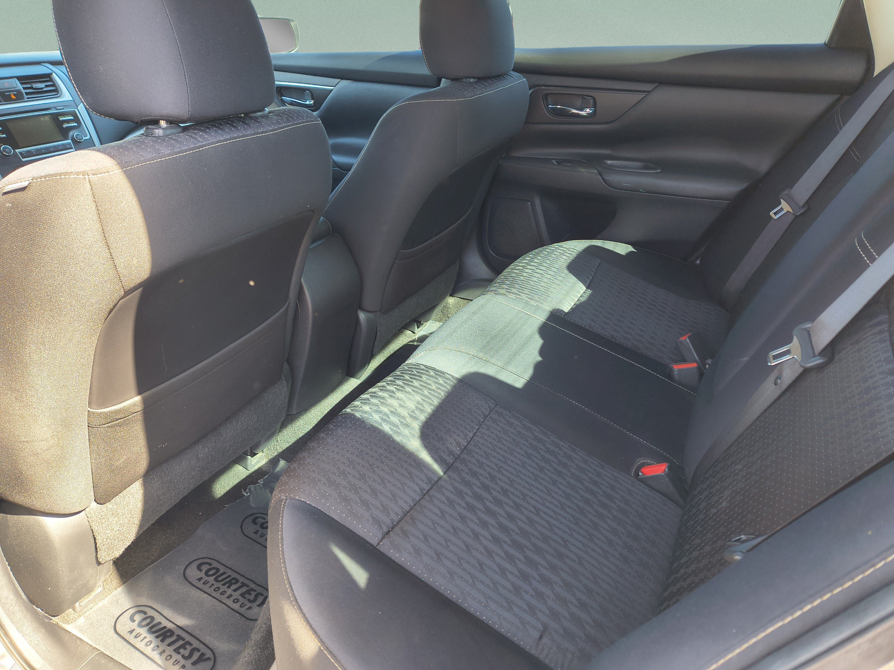 Used 2016 Nissan Altima 2.5 S w/ Power Driver Seat Package FWD image 18