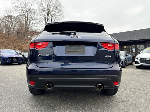 Used 2017 Jaguar F-PACE Prestige image 15