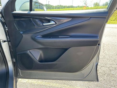 Used 2024 Chevrolet Blazer EV LT image 25