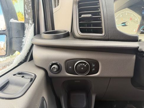 Used 2020 Ford Transit 350 XLT image 15