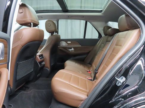 Used 2024 Mercedes-Benz GLE 350 4MATIC image 10