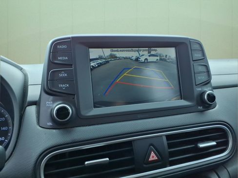 Used 2020 Hyundai Kona SE image 22