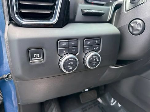 Used 2024 GMC Sierra 1500 Denali w/ Technology Package AWD/4WD image 26
