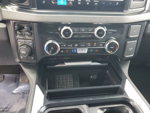 Used 2024 Ford F250 Platinum w/ FX4 Off-Road Package image 23