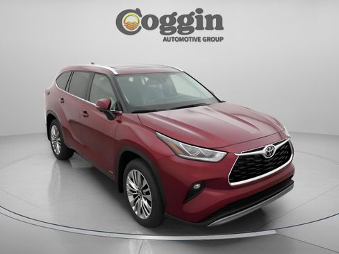 New 2026 Toyota Highlander Platinum AWD/4WD image 26