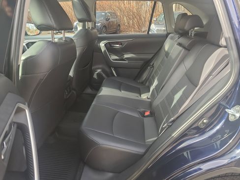 Certified 2023 Toyota RAV4 XLE Premium image 28